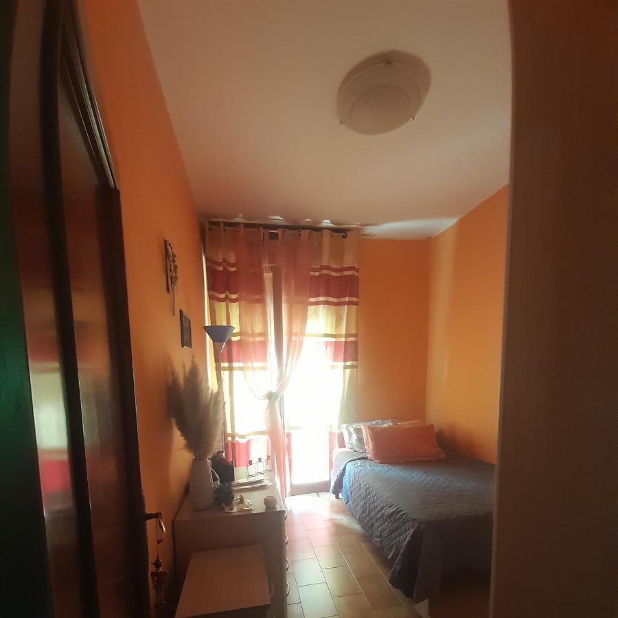 Gelsomino Bianco Appartamento Terni Esterno foto